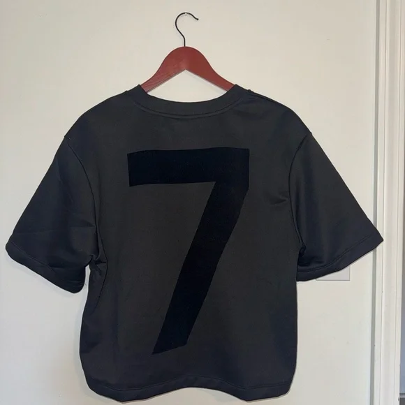 Sumwon Men’s Black Cropped Oversized Essential Tee - Picture 2 of 9